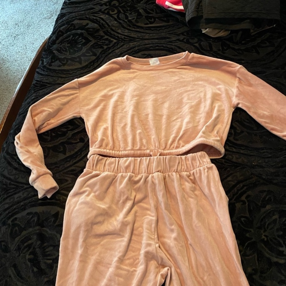 Two piece set
